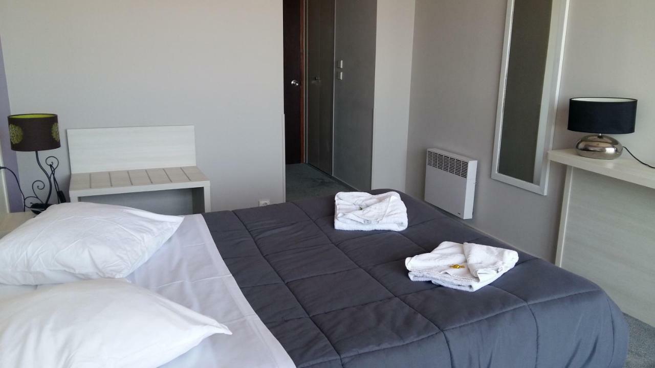 Hotel Des Thermes Et Du Casino Luc-sur-Mer Ngoại thất bức ảnh